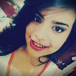 Corinthiana Roxaa,Libriana,Curto todo tip de musica,Bipolar e Preguiçosa.Deus a cima de Tudo. Sempre enfrentar a realidade de cabeça erguida. Kiss :)Seguee aee!