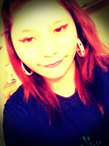 heey my name is jordan I like playing xbox ganes like black ops2 gears of war3 and halo4 so byee byee byee bitches