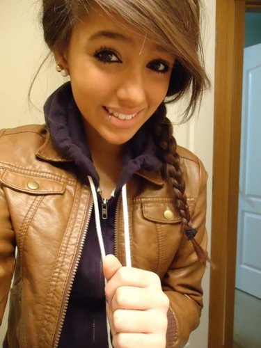 work at MacDonalds, love the out doors, love to sing, dance, and take photos love my whole family