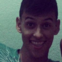 Instagram:  @brunofelix99