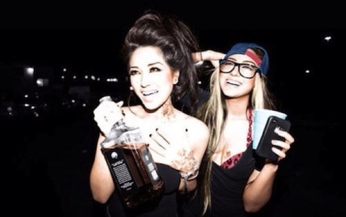 The_Sassy_one1's profile picture. Always sassy, sometimes trashy Tell it how it is, im kinda a bitch. 21 Sex,party,friends,family,mydogs,boys, Baseball players,cowboys