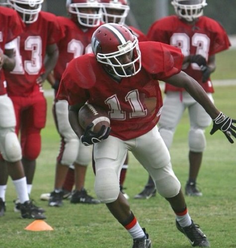 JimmCarter11's profile picture. My name is Jimmy Im a sophomore in high school. ☦God and family first then football.