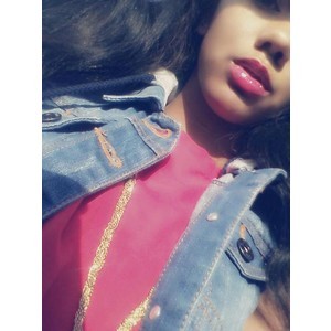 Hello Everyone My names Keasia Aka Keke ! Go Add me on Facebook @ : Keasia Harris :). I'm #TeamAj,#TeamMB , #TeamBreezy , #TeamjacobJewles, #Jettsetters.