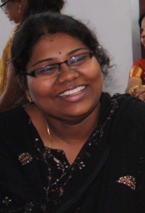 Interest in Photography,cooking and some Desi music. and music.
http://t.co/AtT5O2T2on