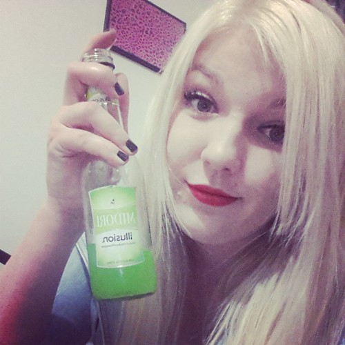 kellkellll18's profile picture. 20. tropical queensland. come what may.