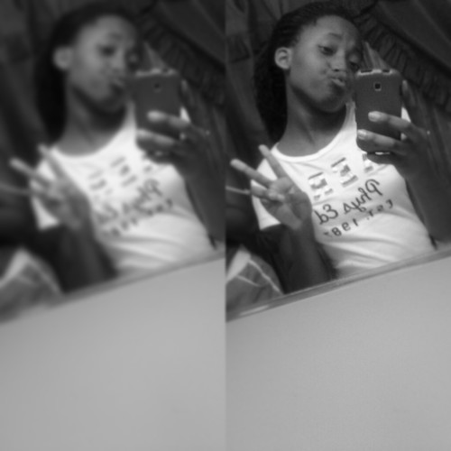 , follow my twitteer account & i'll love yew forever ♡