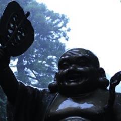 山、散歩、旅、産業遺産、神社、伝統文化、石仏、民族信仰、カメラ、プロレスなどが好物。
