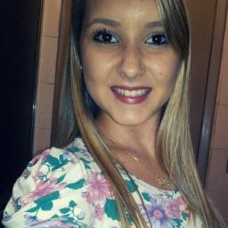 não quero palavras, quero atitudes. não quero promessas, quero realizações. não quero sonhos, quero realidade..