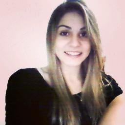 Queria ser bonita mas bonita não posso ser, porque eu nasci maravilhosa e maravilhosa vou morrer.