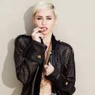 Miley is my Morning Sun. Demi is my Unbroken Skycraper. #lanadelrey #smiler #lovatic #rockmafia