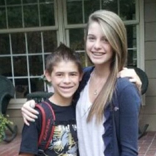 Wow i just love Sidney Bedarr:) damn #Follllowmeepleasee