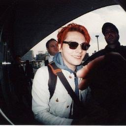 Gferardway's profile picture. ¿Lees esto? Ahora eres 99% más sexy.