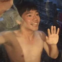 ぼくひで。リプライ（虐待）を受けると反応するよ。