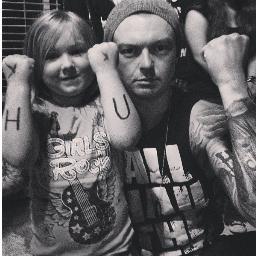 lemtears's profile picture. #sherlocked #green_day #damon_albarn
#hollywood_undead #marilyn_manson #rammstein #three_days_grace #sum_41 #limp_bizkit #deuce #blink_182 #asking_alexandria