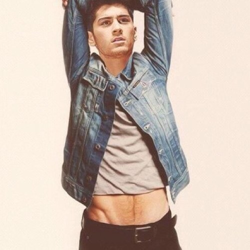 iBadBoyZayn's profile picture. Bradford Bad Boy. Single Vampire.