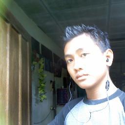 love will come with alone,when we have been sucsses......(cinta akan datang dengan sendirinya ketika kita telah sukses).......
