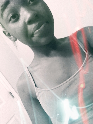 hmm... Kearra here ... you should kik me @_that type and if you a fuck boii dont  fuck with me :] okay but now your on my profile so you should follow me thoo.
