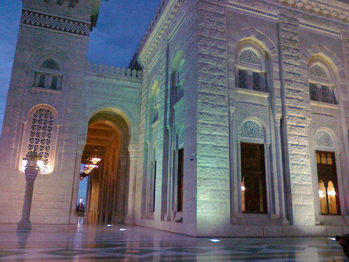 Abdullah_Seedat's profile picture. ‏الصدآقة وردة عبيرها الأمل ورحيقها الوفآء ونسيمها الحب وذبولها الموت .. الصدآقة للمصلحة تزول