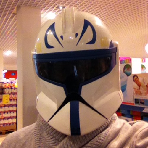 ilya_podolyak's profile picture. i124q