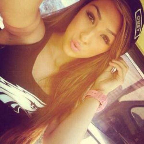 _melissa_17's profile picture. Fuck bitch