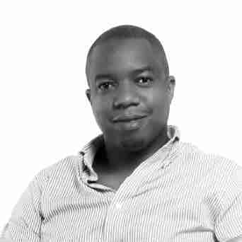 God fearing, Corporate Finance Specialist, family man and social guy. Give life my best shot.