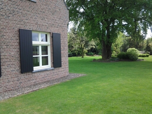 Getrouwd, twee princessendochters, varkenshouder, Cooperatie Topigs, zondagveteraan SV Roggel, Harley liefhebber, skifreak