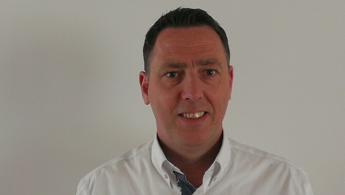 Account Manager Industrie & Logistiek bij Hovens-Collin Verpakkingen, golf, wielrennen, wandelen, hardlopen, bourgondiër!