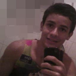 Feliz, Ousado, Cheio de sonhos. positividade sempre (yn'