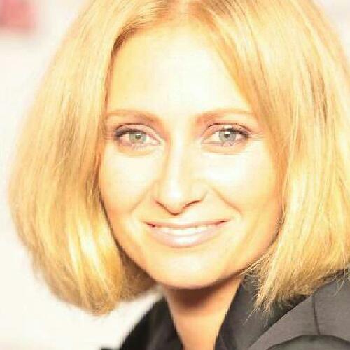 CRISTINASETX's profile picture. 