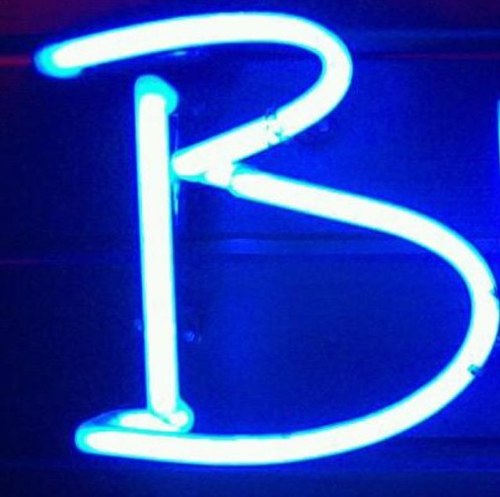 BUENA GENTE Y EL BUEN ROLLO DE SIEMPRE! ;-) BE DIFFERNT, LOVE THE MUSIC!! BLUES PALENCIA!!
C/ RIZARZUELA Nº 7 PALENCIA ``LA ZONA``