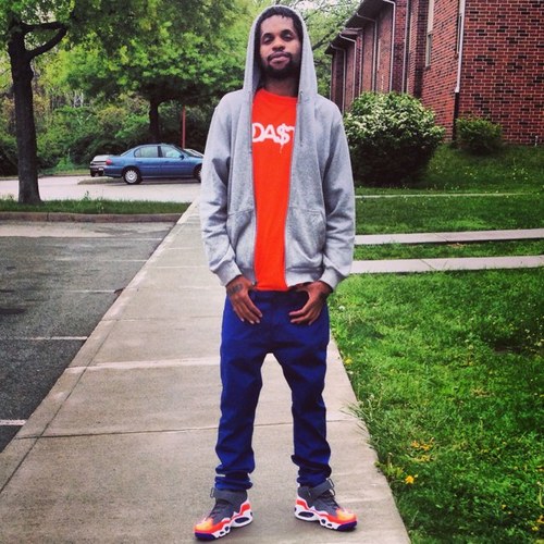 MoneyMoe100's profile picture. JUST FOLLOW YA BOI..IG:MoneyMoe412