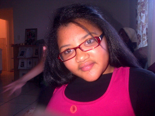 I'm mickayla and I'm the eldest of three and we are only girls.I'm 13.I love singing and I have stage fright and look up to who I follow on twitter.