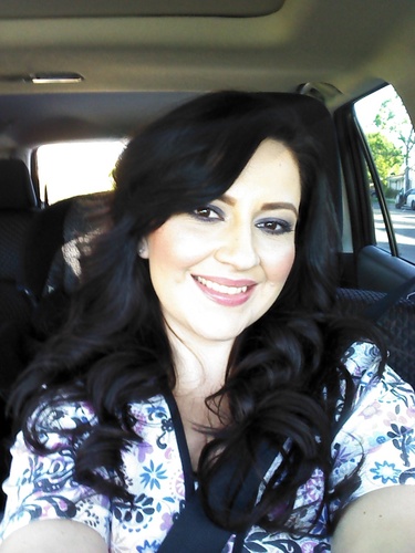 God loving & fearing woman, happily married, make-up artist & Mama of 2! Love the Lord, my family, food, and people w/ manners!! in that order...