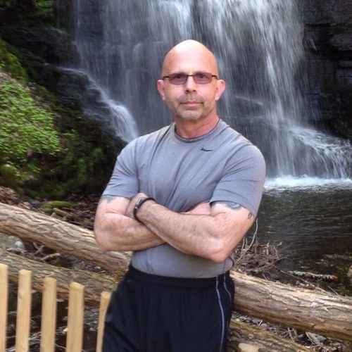 dk9916's profile picture. 