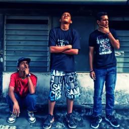 Duo de Rap Venezolano (Barquisimeto) Conjuntado por @HADESRDI y @NegroQpao Proximamente El Disco de RapPresarios. Correo: Rap-Presarios@hotmail.com