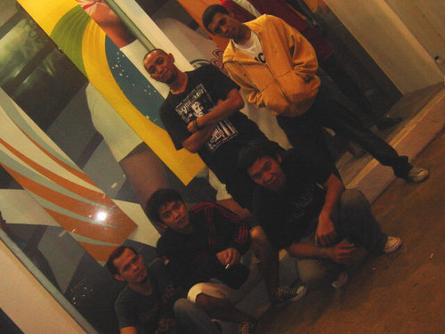 overstandhc's profile picture. -we're just a shitty band with a shitty twitter-