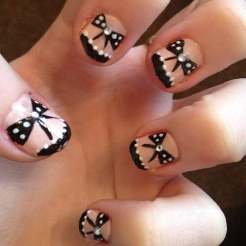 ✨Nail art designs, pictures, ideas and tips✨any design requests just message me and ill try do them!