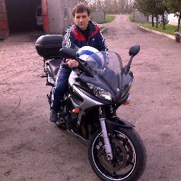 Позитивный миллионер. Ставьте ретвиты, пожалуйста. Благодарю всех.