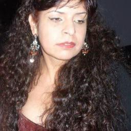 Atriz, diretora cênica do Teatro do Rinoceronte, produtora cultural e pesquisadora de Cultura Popular Bras., membra do GT de Mulheres da Cultura. ARMY 💜🇧🇷