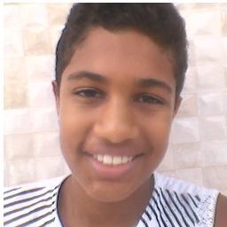 gosto de viajar pra lugares diferentes se divertir ter amigos gosto de jogar bolae etc.  e principalmente ter deus no coraçao.