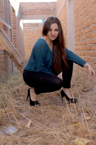 viancasigala's profile picture. sólo vive.