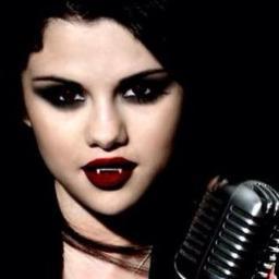 I'm Evil Alex. I was fixing to take over the world with Dominic but Good Alex Ruined it. #Single and Crushing.