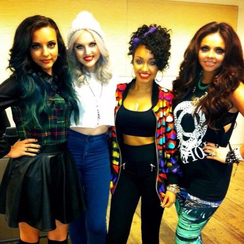 normal teenage girl who idolises little mix and is trying to achieve her dreams.