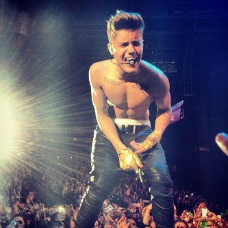 Passionate Belieber and been so from the very beginning :)♥proud to be :D would make my life if he followed me ♥. Justin is incredible, so much respect for him