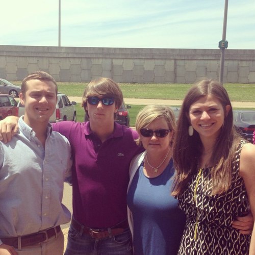 tonya_tidwell's profile picture. 