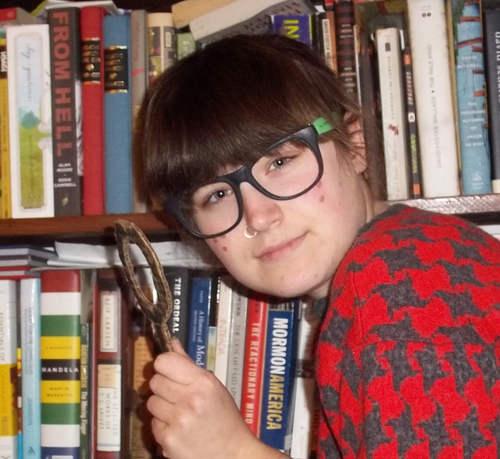 Abby Howard's sister. This account exists only to antagonize her.