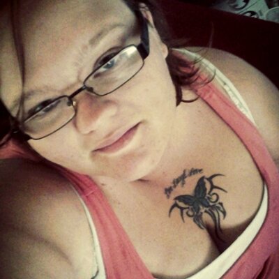 Profile Picture of Ashley Hedrick (@JaspersMommy10) on Twitter