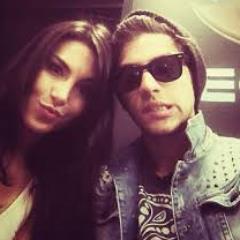 franchamel's profile picture. Criei esta conta para ter noticias de @melfronckowiak e @chayleao, meus amores, que a cada dia os admiros mais.
ChaMeleira Sempre
11.11.2012