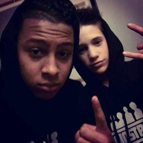 Hou zooo veel van @tweetmainstreet Superr veel love voor @reinduif..
 En ook natuurlijk @justinbieber 13-04-2013 bestdayofmylife Mainiac&belieber