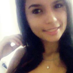 Promoter da @ACCESSteen Simples,gentil,observadora,irritante,simpatica,louca,    chata,as vezes ciumenta ...Me Segue aii amor *-*